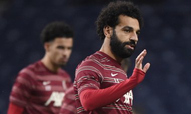 قرار جديد من الدوري الإسباني يُنهي آمال برشلونة بالتعاقد مع صلاح