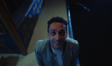 محمد حاتم «الطيب الشرير» في الحلقة الأخيرة من «منورة بأهلها»