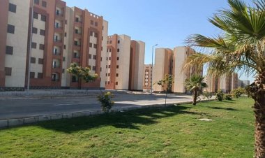 وزير الإسكان يتفقد عدد من المشروعات بمدينتي طيبة وأخميم  بالصعيد