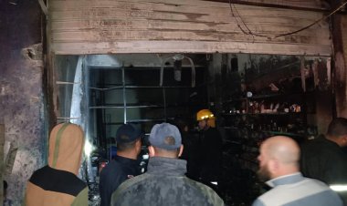 حريق هائل يلتهم محتويات سوبر ماركت بالكامل في الشيخ زايد