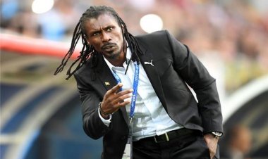 «سيسيه» يعلن قائمة السنغال استعدادًا لمواجهة مصر بتصفيات كأس العالم