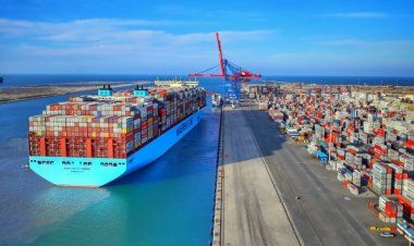 اقتصادية قناة السويس: تداول 23 سفينة بموانئ بورسعيد