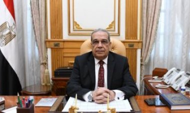 وزير الدولة للإنتاج الحربي يكرم 21 أمًا مثالية: «تحملن مشقة العمل وخطورته»