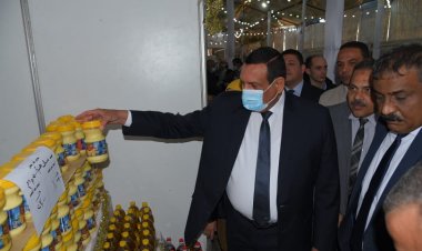 50% تخفيض.. محافظ البحيرة يفتتح معرض «أهلا رمضان» بدمنهور