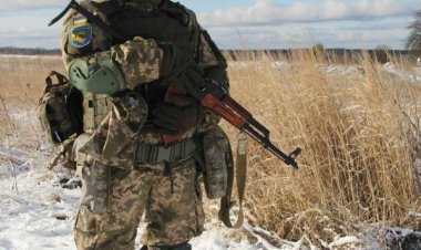 في عيد الأم.. حكاية سيدة أوكرانية تركت أطفالها الـ12 للمشاركة بميادين القتال