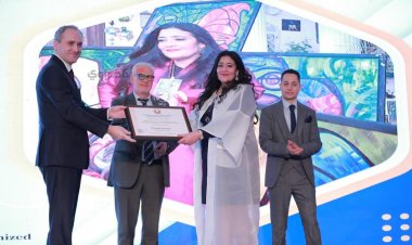 بالصور.. نادي «دبلوماسية» يكرم الفنانة التشكيلية شاليمار شربتلي بصفتها سفيرة للنوايا الحسنة