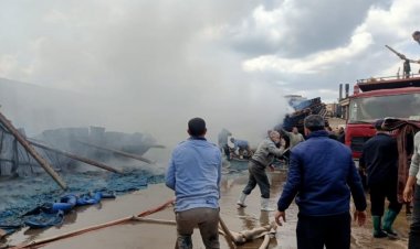 إخماد حريق داخل شركة مصر للغزل والنسيج بالمحلة