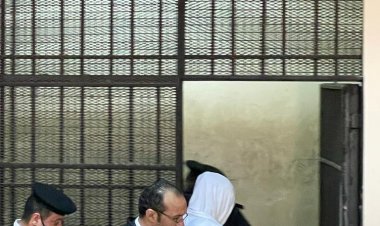 دفاع حنين حسام في قضية الاتجار بالبشر: «استغلال الضحايا من قبل آخرين.. وليس من المتهمة»