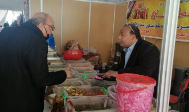 وكيل وزارة التموين يتابع فعاليات المعرض الرئيسى لـ«أهلا رمضان» بالإسكندرية