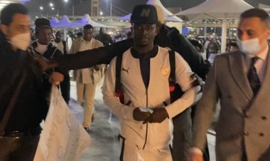 منتخب السنغال يصل القاهرة استعدادا لمواجهة مصر في تصفيات المونديال