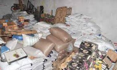 ضبط مخزن بداخله مواد غذائية منتهية الصلاحية بالتجمع الخامس