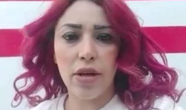 «عشان شعري أحمر».. عضوة بالزمالك تتهم مرتضى منصور بمنعها من دخول النادي