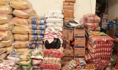 ضبط مواد غذائية مجهولة المصدر داخل مخزن بالقاهرة