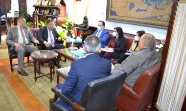 رئيس جامعة الإسكندرية يلتقي بالمستشار العلمي لسفارة ألمانيا بالقاهرة