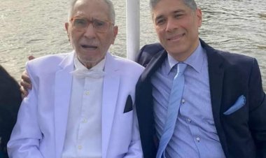 نجل «أبو زهرة» لـ«العاصمة»: والدي يتغذى وريديا .. وتفاعل مع أحفاده خلال زيارتهم