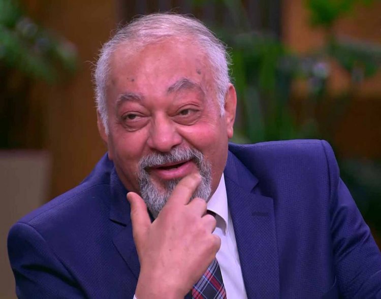 سامي مغاوري يغادر المستشفى.. بعد نجاح جراحة في شرايين الساق