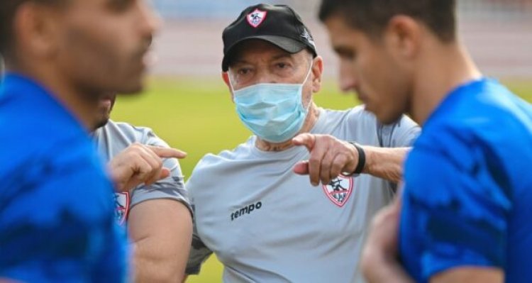 قبل مواجهة الإسماعيلي.. تفاصيل جلسة فيريرا مع لاعبي الزمالك