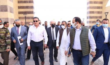 وزير التعليم العالي ومحافظ جنوب سيناء  يتفقدان موقع مستشفى حميات الطور