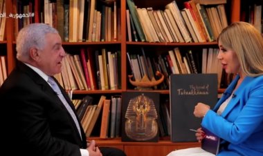 زاهي حواس: «طردت بيونسيه من الأهرامات بسبب غبائها»