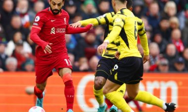 ليفربول يهزم واتفورد بثنائية ويحتل صدارة الدوري الإنجليزي مؤقتا