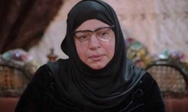 عبلة كامل تتناول الإفطار على مائدة رحمن.. والجمهور: بقت فقيرة (صورة)