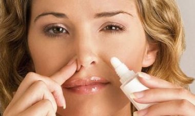 روسيا تسجل أول لقاح بخاخ لكورونا في العالم.. «يؤخذ في الأنف بدلا من الحقن»