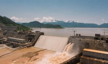 خبير مياه يؤكد انخفاض مخزون سد النهضة وتوقف أحد التوربينات