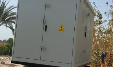 تركيب 7 أكشاك كهرباء و45 عامود إنارة في الطود جنوبي الأقصر