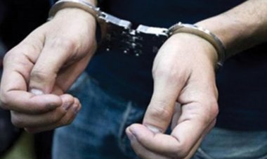 ضبط شخصين لسرقتهما صاحب محل تحت تهديد الأسلحة البيضاء بالقاهرة