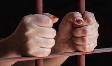 القبض على هاربة من تنفيذ 62 حكم بالسجن أثناء اختبائها بالبحيرة