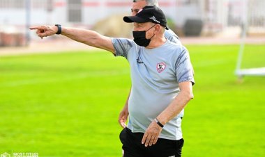 «فيريرا» يحذر اللاعبين من التهاون أمام «المقاصة»