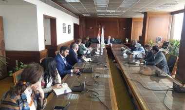 وزير الري  يبحث مع وفد البنك الدولي التعاون المشترك