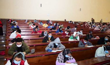 الحكومة تنفي تأجيل امتحانات الفصل الدراسي الثاني بالجامعات