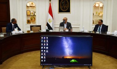 وزير الإسكان يتابع تنفيذ مشروعات «حياة كريمة» للمياه على مستوى الجمهورية