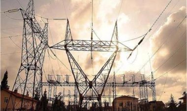 الحكومة تنفي تخفيف الأحمال عن شبكات الكهرباء في رمضان