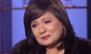 عايدة رياض تنهار من البكاء على الهواء بسبب «شقيقها الراحل»