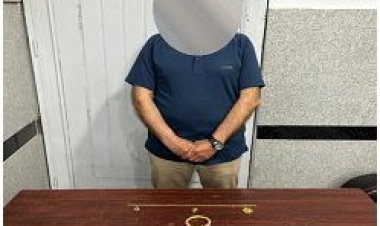 ضبط سائق لسرقته «نقود وذهب» من داخل شقة بالنزهة 