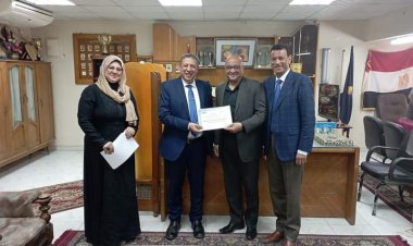 تكريم الفائزين في مسابقة التربية البيئية والسكانية والصحية بالبحيرة