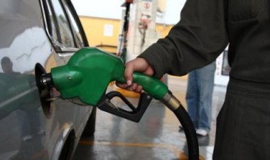 حملات أمنية على محطات الوقود لمنع التلاعب بعد زيادة أسعار البنزين بالقاهرة