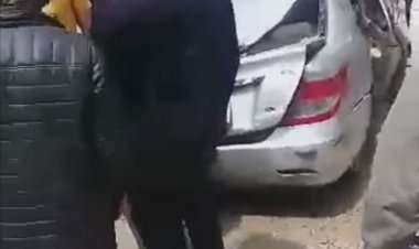 بالصور.. سقوط سيارة ملاكي من أعلى كوبري عرابي بشبرا الخيمة