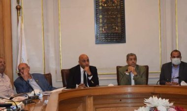 اتحاد الغرف التجارية يشكل لجنة لرصد الأسعار بالأسواق    