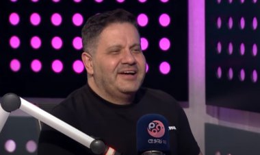 بالفيديو.. إدوارد: أحمد حلمي بيهتم بالتفاصيل.. وعمر الشريف  كان بطل عسل أسود