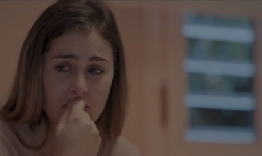 عائشة بن أحمد تُسجن والدها وتلجأ للمستشار في «ملف سري»