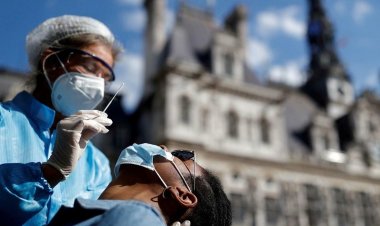 رقم مُرعب.. فرنسا تُسجل 155 ألفًا و783 إصابة جديدة بفيروس كورونا