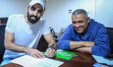 الأهلي يجدد عقد نجم الطائرة 4 مواسم