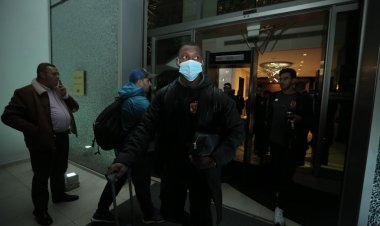 حافلة الأهلي تغادر فندق الإقامة إلى ملعب مباراة الرجاء