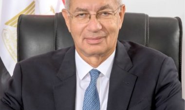 رئيس الهيئة الاقتصادية لقناة السويس يهنئ الرئيس السيسي والقوات المسلحة بعيد تحرير سيناء