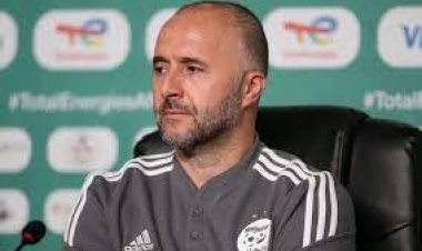 جمال بلماضي يعلن استمراره في تدريب منتخب الجزائر