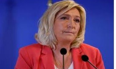 أول تعليق من مارين لوبان  بعد خسارتها أمام ماكرون في الانتخبات الفرنسية