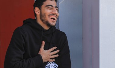 الأهلي يعلن موعد عودة أكرم توفيق للقاهرة